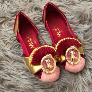 Disney Mulan play shoes 11/12